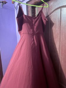 Elegant Burgundy Maxi Dress with Slit