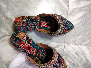 Jaipuria Traditional Bellies