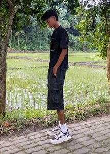 Black Multi-Pocket Bermuda Cargo Shorts | Y2K / St