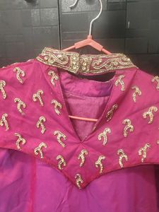 Elegant Magenta Celebrity Gown