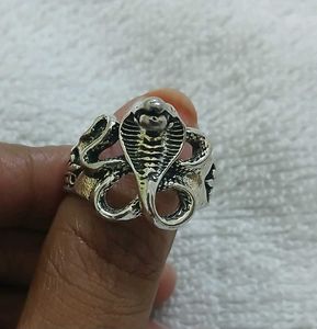 Cobra Ring - Silver Tone