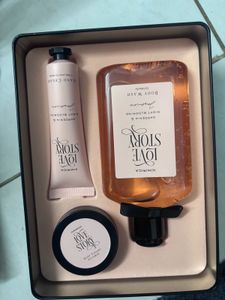 Kimirica Luxury Gift Set - Love Story