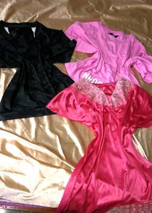 Bundle of 3Women's T-Shirts🎀
