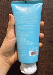 Dot &amp; Key Hydrating Gentle Face Wash