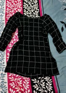 Black & White Checkered Tunic Top