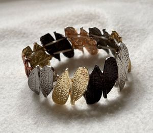 Leaf Design Bangle Bracelet