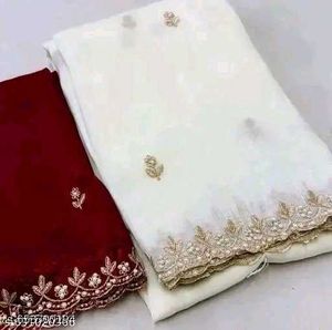 A white beautiful saare with Pinteresty look