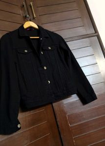Ginger Classic Black Denim Jacket