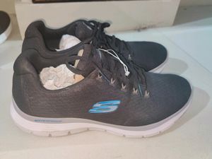 Skechers Men's Casual Shoes. Unused. No Coins.