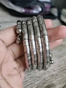 set of 2 Unique Bracelet