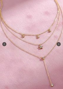 DressBerry Gold-Plated Layered Star Necklace