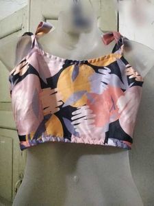 Floral Print Tie-Up Crop Top 🔥
