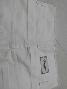 Women's White High-Waisted Jeans