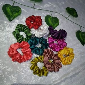 10 Scrunchies