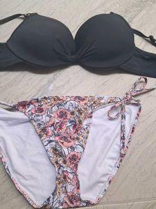 combo Of Four Imported Fabric Bra N Panty  set