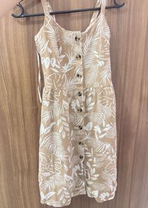 Tan Leaf Print Button-Front Dress cute