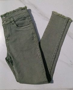 OLIVE JEANS