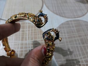 like new golden colour peacock design