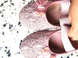 Beautiful pink Shoe For Ur Angel😇