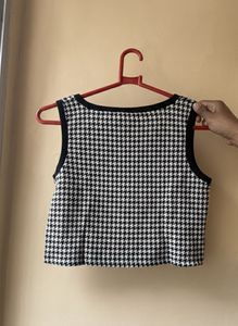 Zara Basic Houndstooth Crop Top