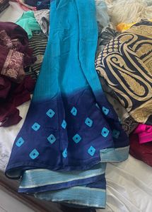 Elegant Pink Paisley Print Saree combo