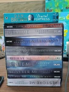 Tahereh Mafi Shatter Me Series + Dan Brown