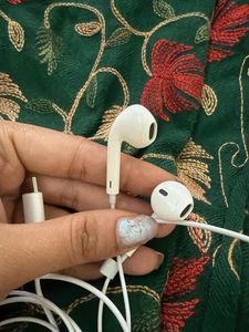 New Original Apple TYPE C earpods
