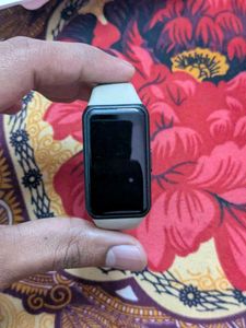 Honor fitness band new condition