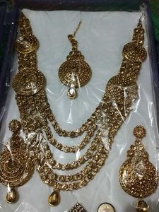 Elegant Indian Bridal Jewelry Set
