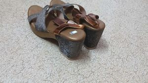 Metallic Bronze Platform Sandals - Size 10