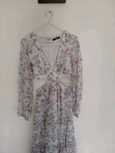 Floral Cut-Out Long Sleeve Dress