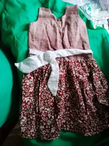 Vintage-Style Girls Dress