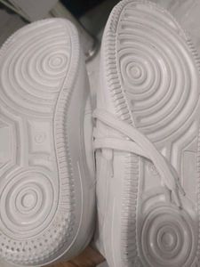 New - Classic White Nike Casual Shoes