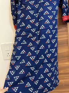 Avaasa Blue Printed Kurta