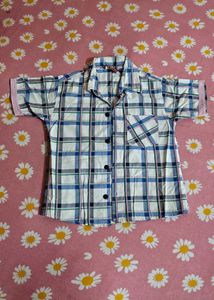 Classic Plaid Button-Up Shirt