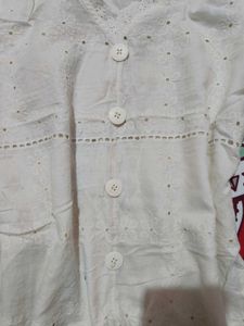 Chic White Eyelet top