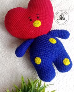 Amigurumi TATA BT21 doll