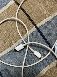 2 Apple USB-C to Lightning Cable
