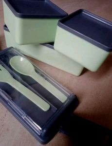 Stackable Bento Lunch Box with Cutlery