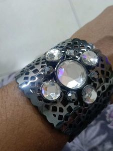 karen millen crystal cuff bracelet with original v