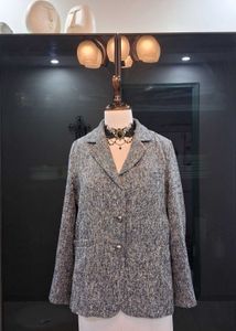Elegant Tweed Blazer