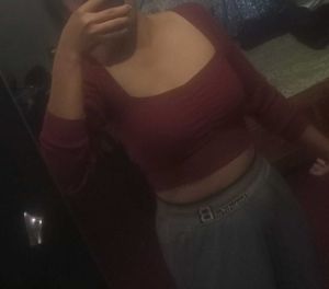 Maroon Ruched Long Sleeve Crop Top