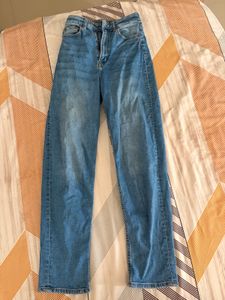 Classic Light Wash Straight Leg Jeans