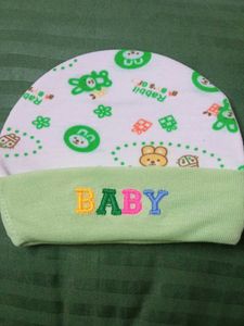 Adorable Baby Hat and Mittens Set