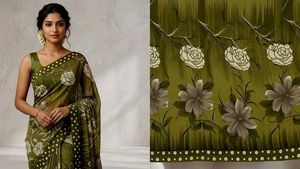 Elegant Floral Print Saree