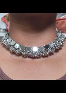 Neckset1