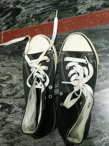 Black Converse