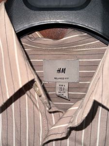 H&amp;M Men's Striped Casual Shirt | Size- Small