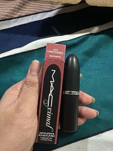 MAC Matte Lipstick - Unbothered
