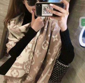 Louis Vuitton Stole First Copies Premium